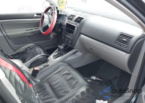 2007 Volkswagen Jetta 2.5 z USA, uszkodzony, nr VIN 3VWDF81K77M099080